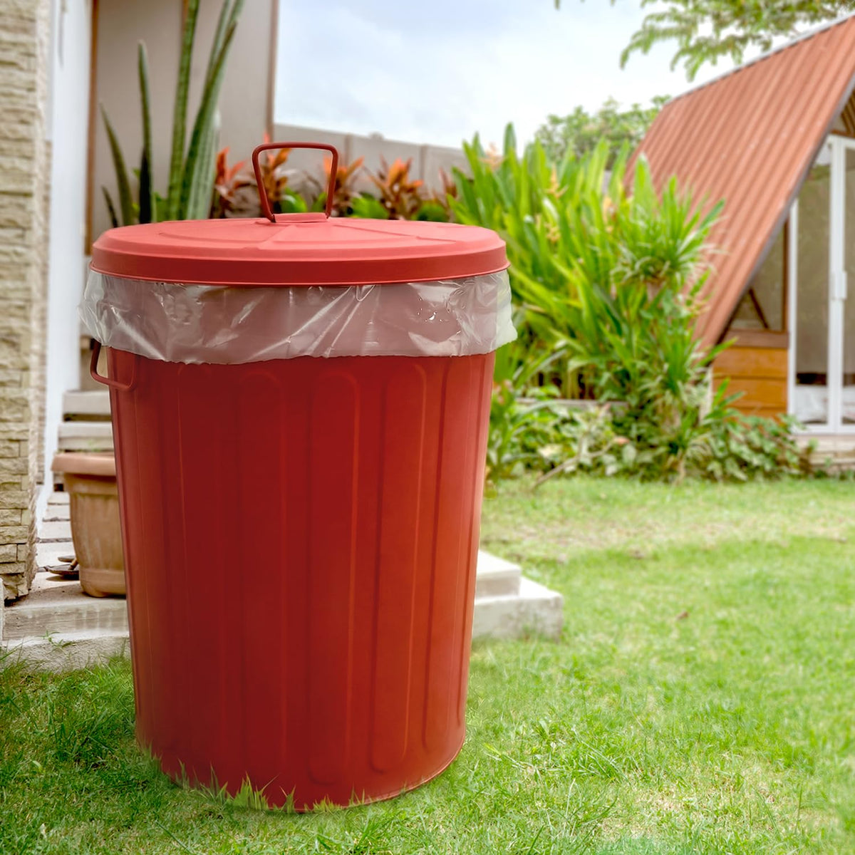 20 Gallon Red Metal Trash Can with Lid N392861